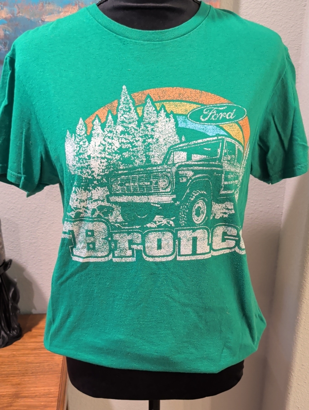 Ford bronco Vintage Looking shirt green medium Ford Tough